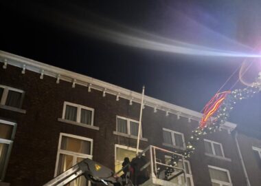 de TC hink de vlag oet