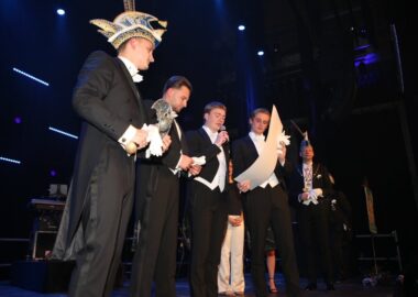 Nach vd nuje Prins