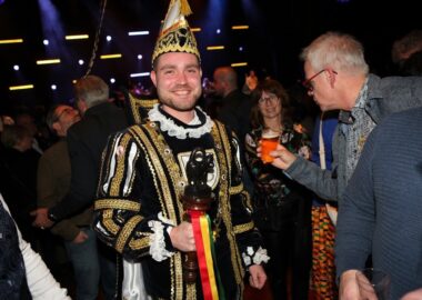 Nach vd nuje Prins