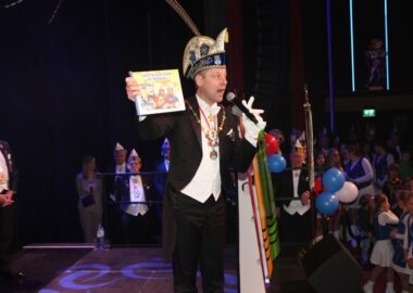 Middaag vd nuje Jeugprins