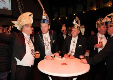 Bezeuk  Steiner Bök