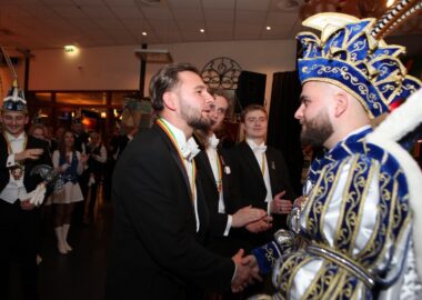 Bezeuk  Steiner Bök