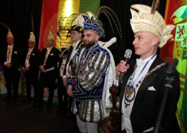 Bezeuk  Steiner Bök