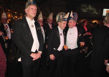 Bezeuk  Steiner Bök