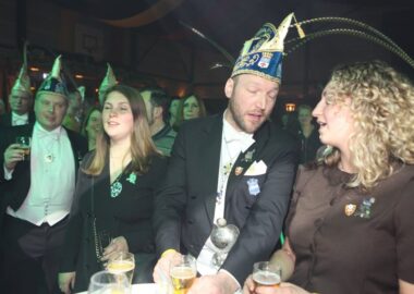 Bezeuk  Steiner Bök