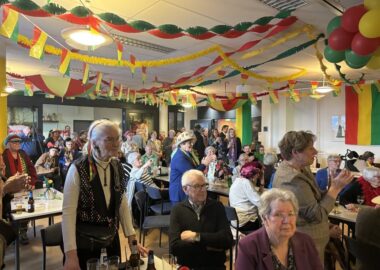 Op bezeuk in ’t Paradies