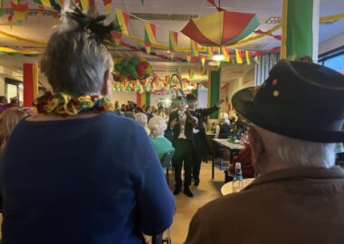 Op bezeuk in ’t Paradies