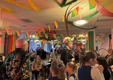 Op bezeuk in ’t Paradies
